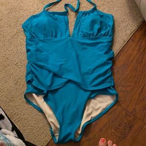 Old navy one piece 2x